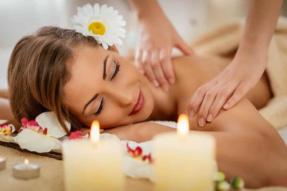 Lifestyle Spa & Salon massage service